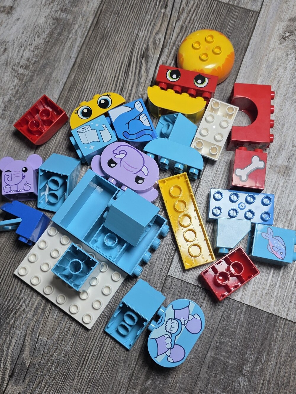 LEGO DUPLO Bath Time Set #10413 12pcs & My First Puzzle Pet Set #10858 16pcs